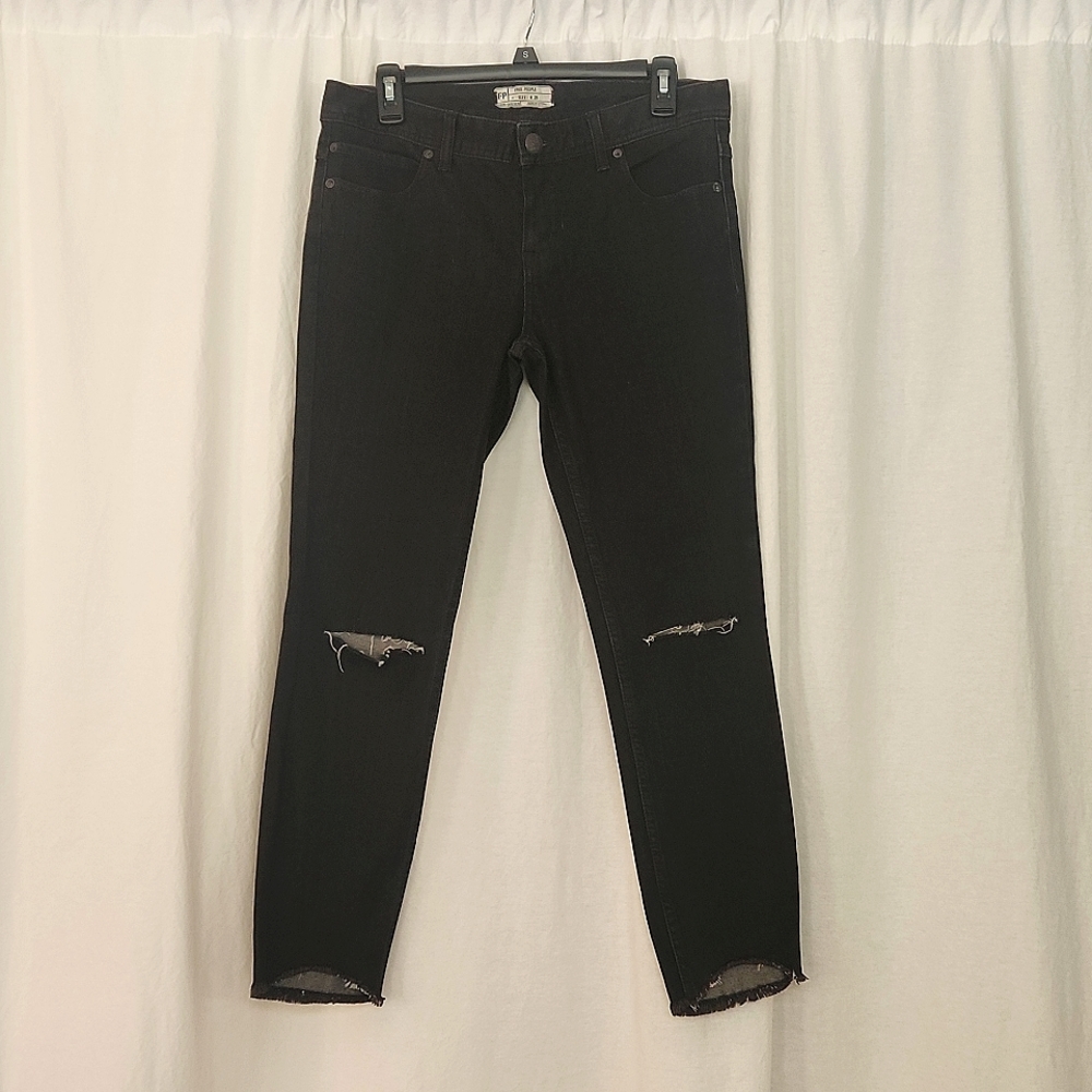Free People Black Skinny ripped knees Jeans sz 28